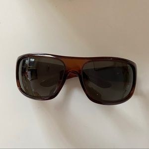 NWOT Gucci Wraparound Sunglasses